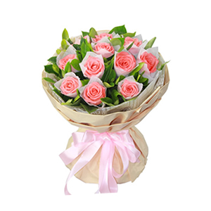 鲜花/依恋:11枝粉玫瑰单包。
包 装:高档香槟色包装纸圆形包
