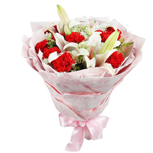 鲜花/爱是阳光:12枝红色康乃馨，4枝多头百合
包 装:银色卷边纸
