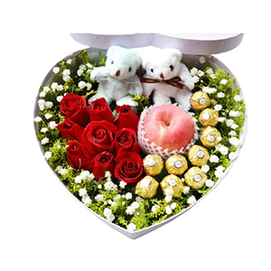 鲜花/手牵手:9枝红玫瑰、9颗巧克力、1个苹果、2只小熊
包 装
